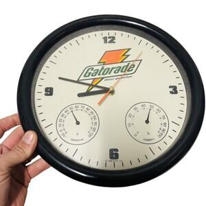 1999 Gatorade VTG Wall Hang Clock w/ Humidity & Temperature RARE working